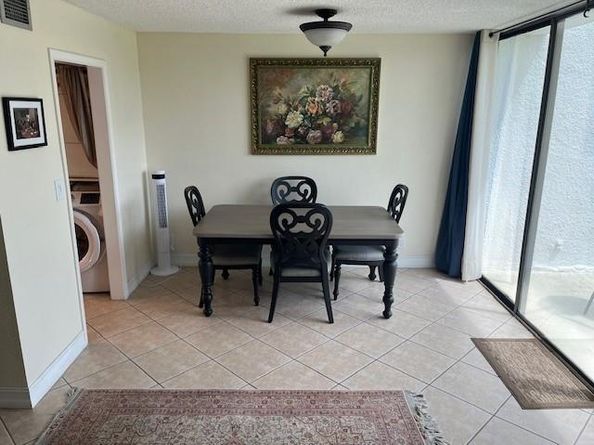 2303 Bridgewood Dr 2303, Boca Raton FL 33434