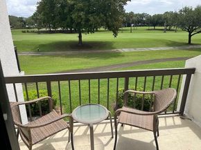 2303 Bridgewood Dr 2303, Boca Raton FL 33434