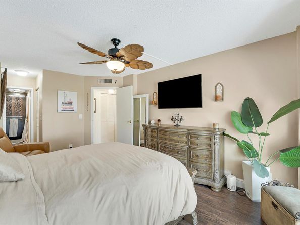 3755 Via Poinciana 405, Greenacres FL 33467