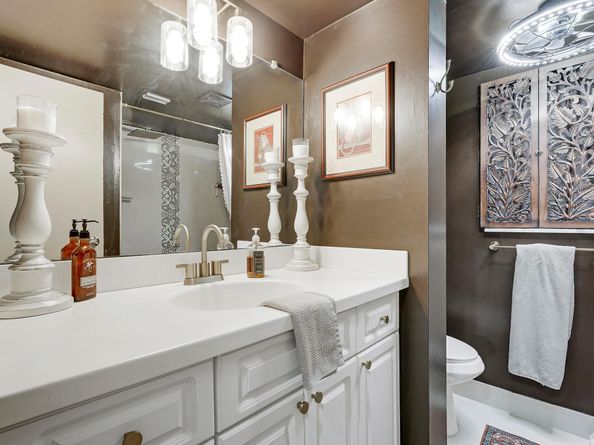3755 Via Poinciana 405, Greenacres FL 33467