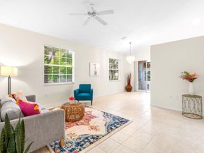 2561 E Aragon Blvd 1, Sunrise FL 33313