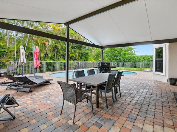10798 Sea Cliff Circle, Boca Raton FL 33498
