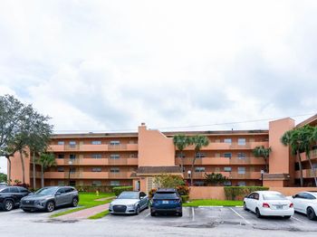 3110 N Pine Island Rd