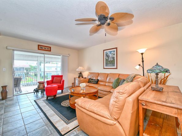 120 Wettaw Lane 210, North Palm Beach FL 33408