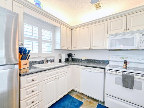 120 Wettaw Lane 210, North Palm Beach FL 33408