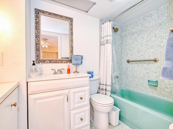 120 Wettaw Lane 210, North Palm Beach FL 33408