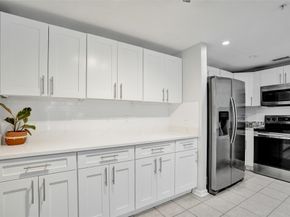 2107 SE 10th Ave 806, Fort Lauderdale FL 33316