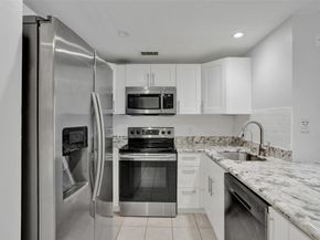2107 SE 10th Ave 806, Fort Lauderdale FL 33316