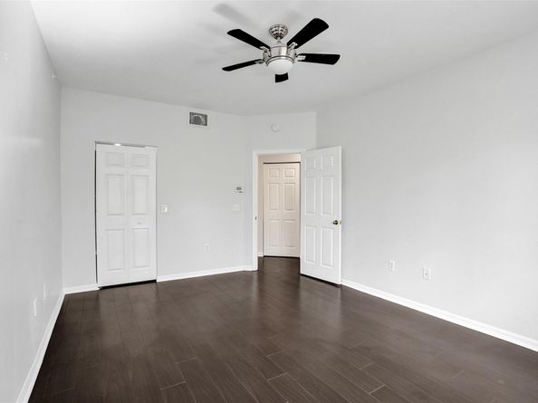 2107 SE 10th Ave 806, Fort Lauderdale FL 33316