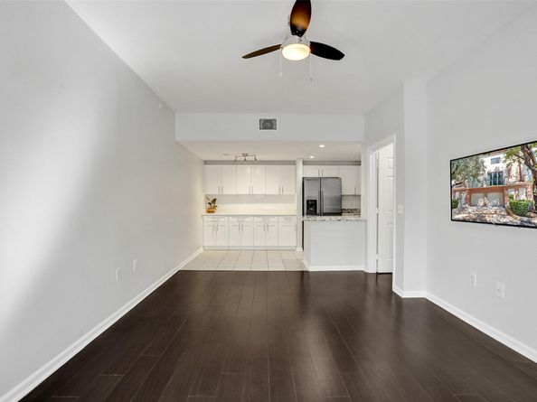 2107 SE 10th Ave 806, Fort Lauderdale FL 33316