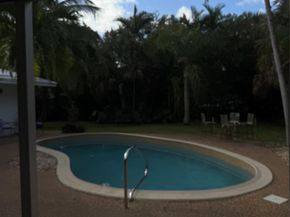 1370 SW 32nd St, Fort Lauderdale FL 33315