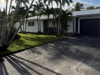 1370 SW 32nd St