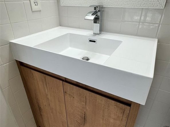 300 SW 134TH Wy 304E, Pembroke Pines FL 33027