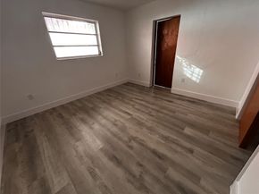 1781 SW 13th St, Miami FL 33145