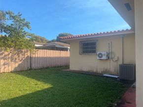 1781 SW 13th St, Miami FL 33145