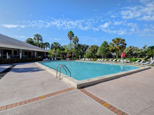 10911 Lake Front Place, Boca Raton FL 33498