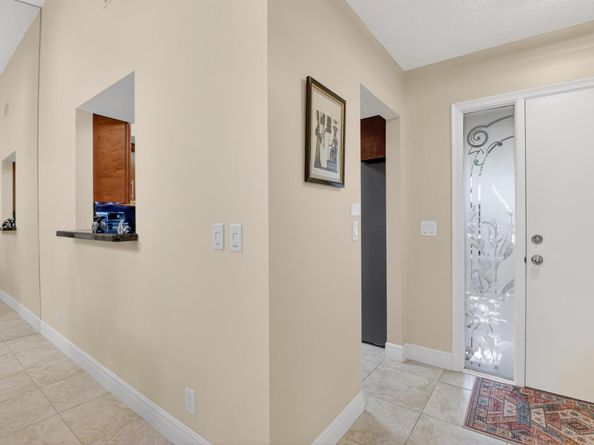 10911 Lake Front Place, Boca Raton FL 33498