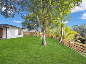 7420 SW 14th Pl, North Lauderdale FL 33068