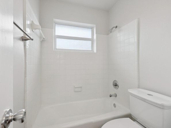 1541 NW 9th St, Boca Raton FL 33486