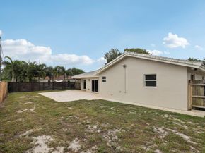 1541 NW 9th St, Boca Raton FL 33486