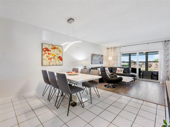 601 NW 76th Ter 208, Margate FL 33063