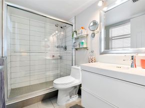 601 NW 76th Ter 208, Margate FL 33063