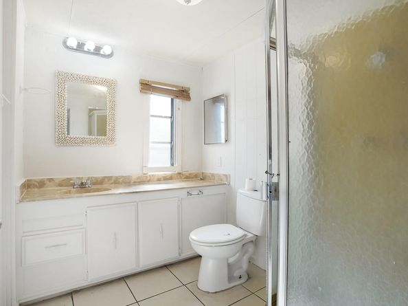 5863 SW 29th Ave, Fort Lauderdale FL 33312