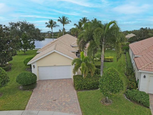 8121 Jolly Harbour Court, Wellington FL 33414