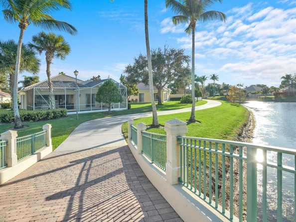 8121 Jolly Harbour Court, Wellington FL 33414