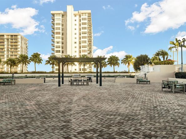 3020 NE 32nd Ave 406, Fort Lauderdale FL 33308