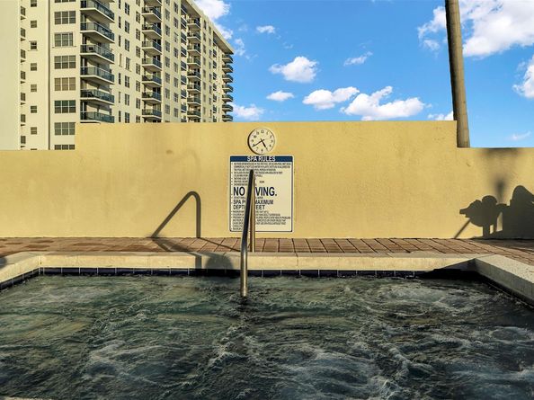 3020 NE 32nd Ave 406, Fort Lauderdale FL 33308