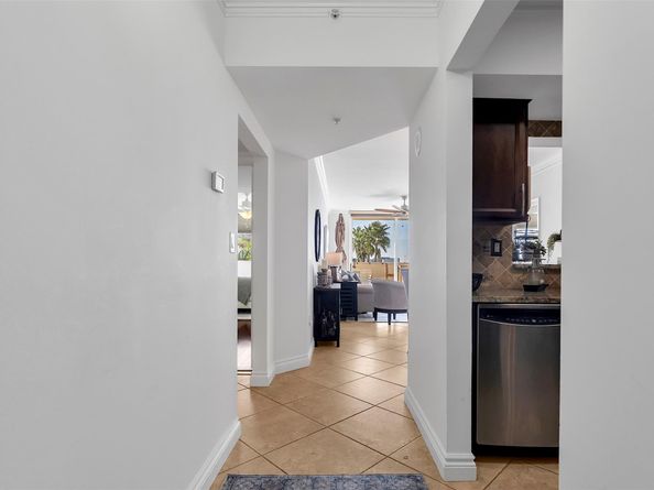 3020 NE 32nd Ave 406, Fort Lauderdale FL 33308