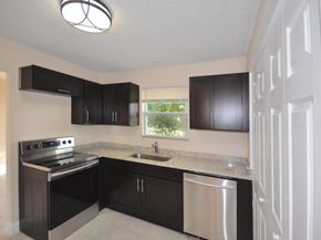 2948 Avenue H W, Riviera Beach FL 33404