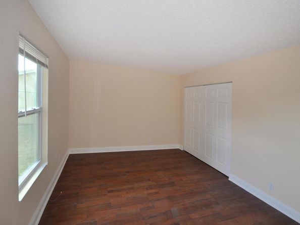 2948 Avenue H W, Riviera Beach FL 33404