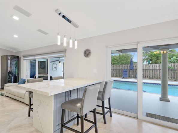 1459 NW 113th Ter, Coral Springs FL 33071