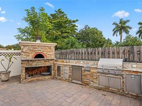 1459 NW 113th Ter, Coral Springs FL 33071