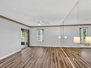 6869 Fountains Circle 6869, Lake Worth FL 33467