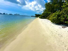 105 Paradise Harbour Boulevard 206, North Palm Beach FL 33408