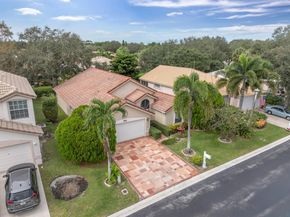 2705 Pointe Circle, Greenacres FL 33413