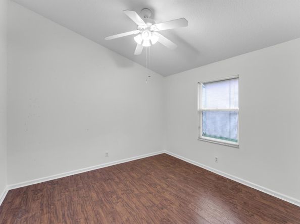 2705 Pointe Circle, Greenacres FL 33413