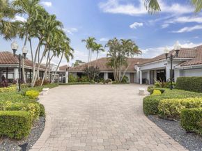 2705 Pointe Circle, Greenacres FL 33413