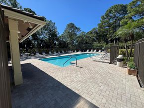 2705 Pointe Circle, Greenacres FL 33413