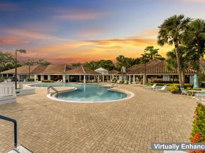 2705 Pointe Circle, Greenacres FL 33413