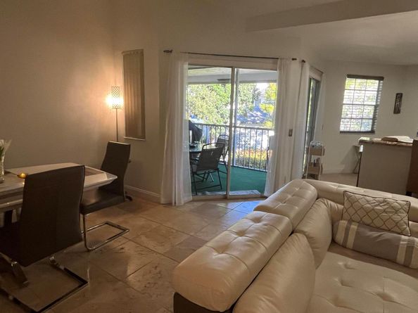 6549 S Via Regina, Boca Raton FL 33433