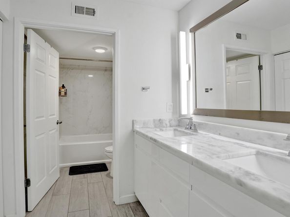 3237 Clint Moore Road 108, Boca Raton FL 33496