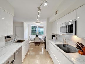 3237 Clint Moore Road 108, Boca Raton FL 33496