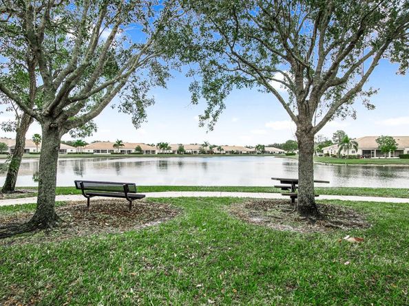 9773 Bowline Drive 203, West Palm Beach FL 33411