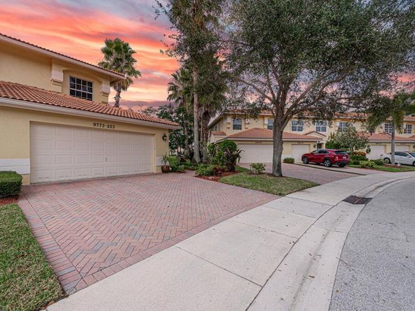 9773 Bowline Drive 203, West Palm Beach FL 33411