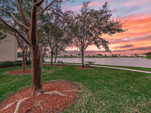 9773 Bowline Drive 203, West Palm Beach FL 33411