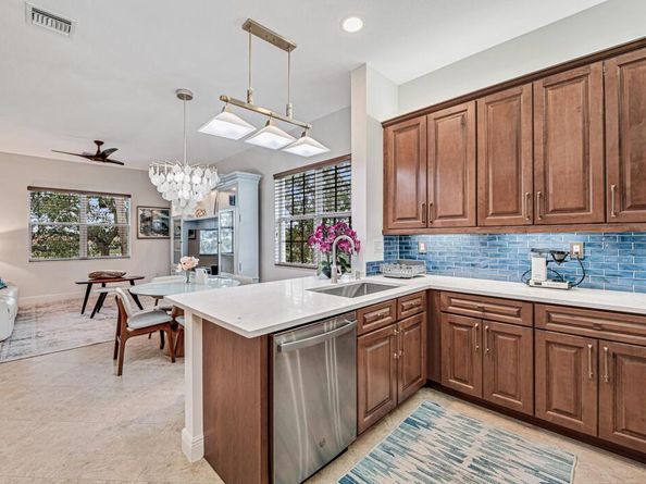 9773 Bowline Drive 203, West Palm Beach FL 33411